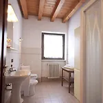 Casale Manzoni Apartamento