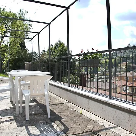 Casale Manzoni 아파트 *